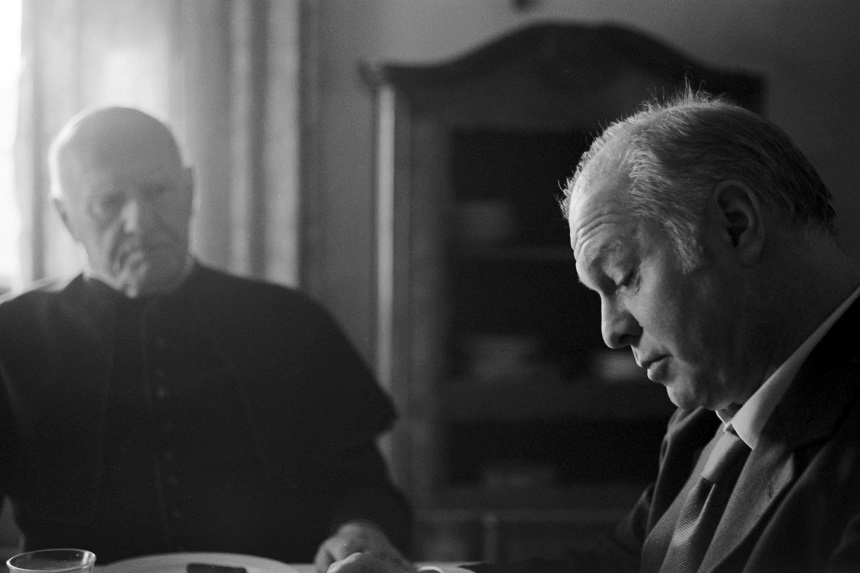 „Servitorii”, lungmetraj noir despre colaborarea preoţilor cu regimul totalitar, premiat la Film Fest Gent şi la CinEast Luxemburg
