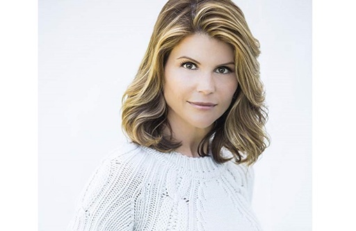 Actriţa Lori Loughlin a început ispăşirea pedepsei cu închisoarea, după condamnarea în scandalul „Varsity Blues”