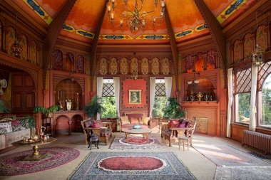 Casa personajului interpretat de Val Kilmer în serialul „Entourage”, inclusă în National Register of Historic Places, scoasă la vânzare