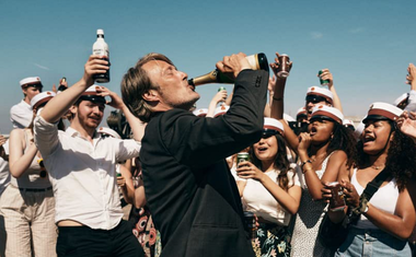 Oscar 2021 - „Another Round”, cu Mads Mikkelsen în rol principal, propunerea Danemarcei pentru o nominalizare