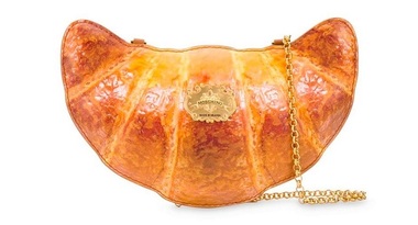Moschino a lansat genţi în formă de baghetă şi croissant 