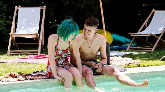 „Babyteeth”, premiat la Veneţia şi la TIFF, lansat online - VIDEO