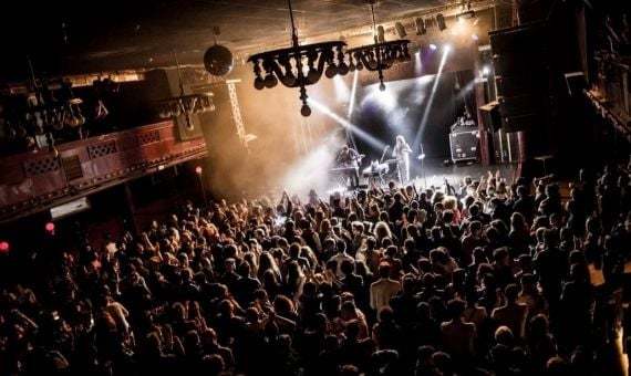 Coronavirus - Niciun rezultat pozitiv nu a fost depistat după un concert-test cu 463 de persoane la Barcelona