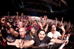 Sting, Iron Maiden şi Ed Sheeran, între o sută de artişti britanici care cer Guvernului de la Londra să acţioneze privind turneele în UE