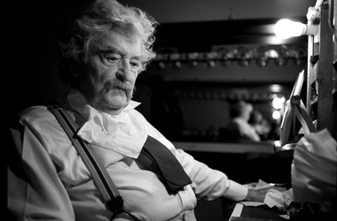 Actorul Hal Holbrook, recompensat cu premii Emmy şi Tony şi cunoscut pentru rolul Mark Twain interpretat mai multe decenii, a murit