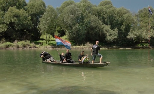 Documentarul „Pe apă”, portretul unui fost oraş industrial, difuzat online pe 1 martie

