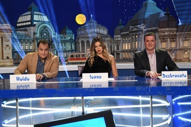 Emisiunea de satiră „Cronica Cârcotaşilor” împlineşte 21 de ani