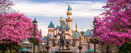 Disneyland a fost redeschis în California