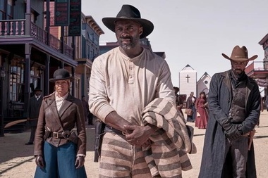 Filmul „The Harder They Fall”, cu Idris Elba şi Regina King, va fi proiectat în deschiderea London Film Festival