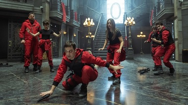 Sezoane din „La casa de papel”, „Sex Education” şi thrillerul „The Chestnut Man”, între noutăţile lunii septembrie pe Netflix - VIDEO