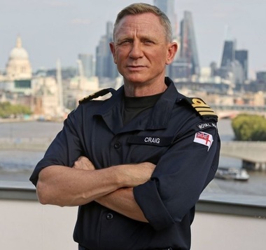 Actorul Daniel Craig a fost numit comandant onorific al Royal Navy, la fel ca personajul James Bond