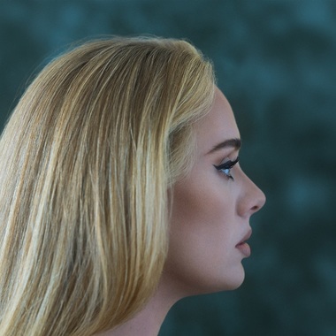 Adele a anunţat data lansării noului album, "30"