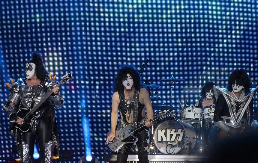 Trupa americană Kiss şi-a anulat rezidenţa în Las Vegas după ce un membru al echipei a murit din cauza Covid-19