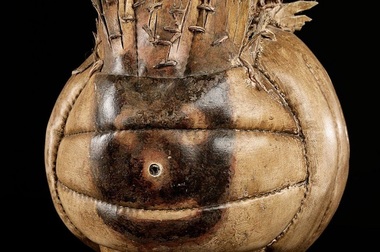 Mingea de volei botezată „Wilson” de Tom Hanks în filmul „Naufragiatul”, vândută la licitaţie