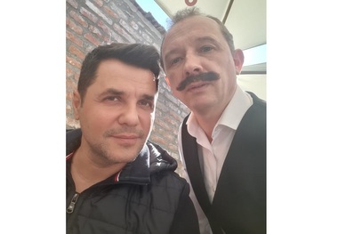 Cove, invitat special în sitcomul „Oportuniştii” de la Prima TV