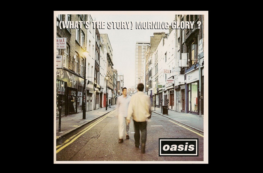 O tamburină folosită la înregistrarea albumului „(What's The Story) Morning Glory” al grupului Oasis, vândută la licitaţie