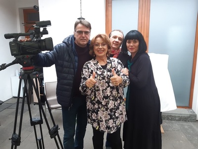Adriana Trandafir, invitat special în sitcomul „Oportuniştii” de la Prima TV