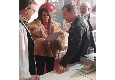 Cântăreaţa Nico, invitată în sitcomul „Oportuniştii”