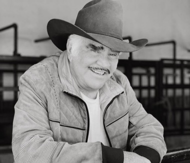 Cântăreţul mexican Vicente Fernandez, „Sinatra al mariachilor”, a murit la vârsta de 81 de ani