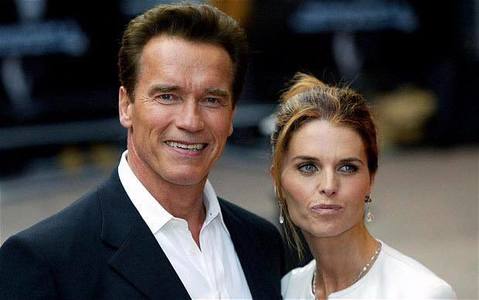 Divorţul dintre Arnold Schwarzenegger şi Maria Shriver a fost finalizat după 10 ani