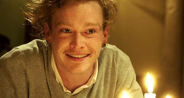 Caleb Landry Jones, premiat la Cannes pentru interpretarea din „Nitram”, va fi protagonistul filmului cu care Luc Besson revine după scandalul sexual