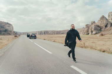 Smiley a lansat melodia „Purtat de vânt” - VIDEO