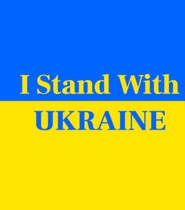 Cher, Stephen King, Annie Lennox, Eva Green, Emmanuelle Beart, artiştii condamnă invazia din Ucraina. Directoarea Teatrului „Vsevolod Meyerhold” de la Moscova a demisionat şi l-a numit pe Putin „ucigaş”