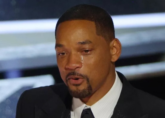 Will Smith îi cere scuze lui Chris Rock pentru palma de la gala Oscar: „Am fost deplasat şi m-am înşelat”