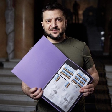 "Navă rusă, du-te naibii!", timbrul Ucrainei, la ghişeele poştale din ţară - FOTO