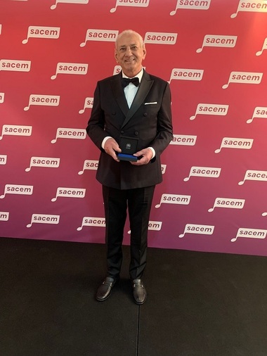 Gheorghe Zamfir, premiat în Franţa de Uniunea Autorilor Editorilor şi Compozitorilor de Muzică