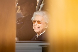 Regina Elizabeth a II-a a Marii Britanii a asistat la un prestigios concurs ecvestru la Windsor - FOTO