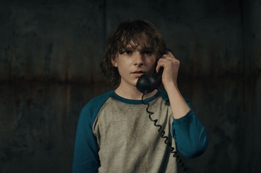 Filmul horror "Telefonul negru", cu Ethan Hawk, a dominat box office-ul românesc de weekend. "Elvis", debut pe trei