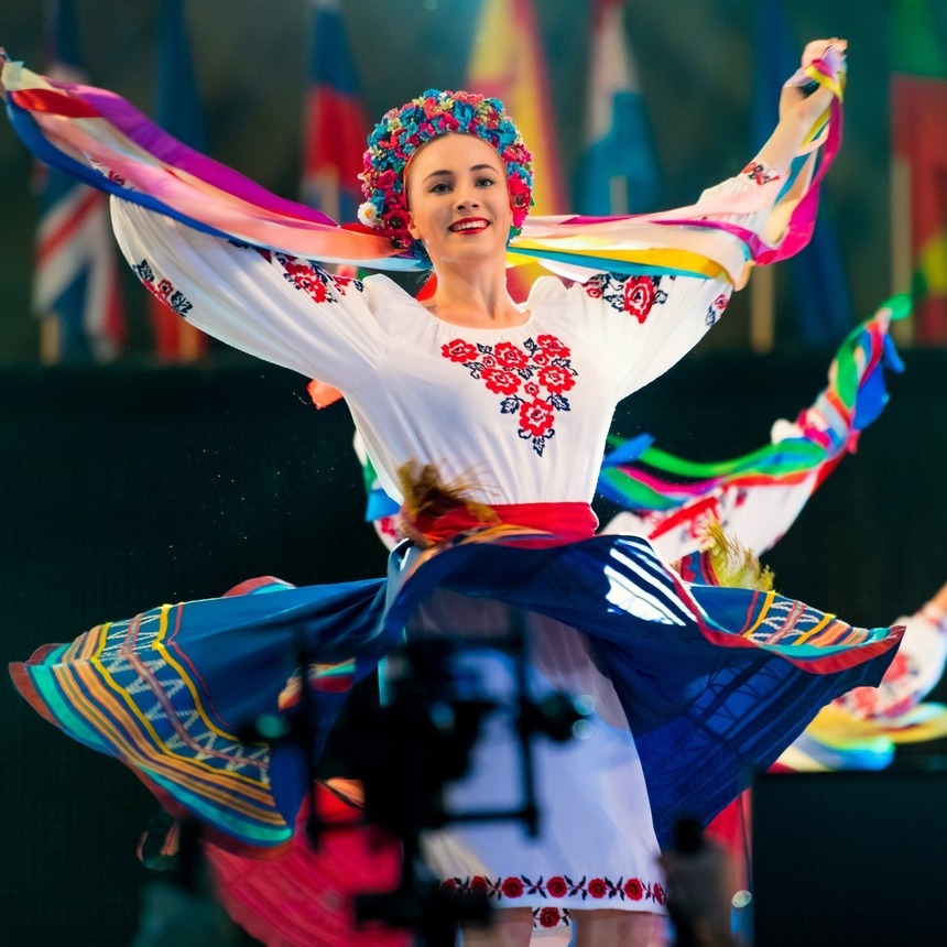 Timişoara: 30 de ansambluri de dansuri populare din 11 ţări aflate pe trei continente vor participa la Festivalul Inimilor