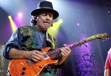 Carlos Santana şi-a amânat următoarele şase concerte 