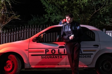 Actorul Iulian Postelnicu, premiat la Festivalul Internaţional de Film de la Cottbus 2022 pentru rolul din „Oameni de treabăˮ