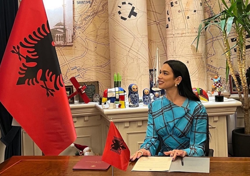 Dua Lipa a primit cetăţenia albaneză