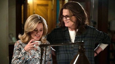 Elizabeth Banks şi Sigourney Weaver, pe marele ecran într-un film despre femei care au schimbat lumea: „Reţeaua Jane” - VIDEO