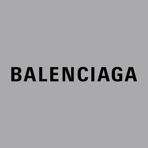 Directorul artistic al casei Balenciaga şi-a cerut scuze „personal”, după o campanie în care au fost implicaţi copii şi accesorii cu conotaţie sexuală