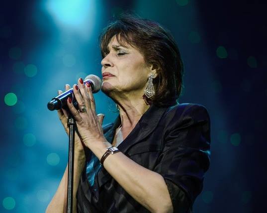 Cântăreaţa de origine portugheză Linda de Suza a murit la vârsta de 74 de ani