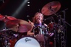 Foo Fighters îşi anunţă revenirea la nouă luni de la moartea bateristului Taylor Hawkins