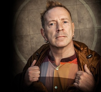 John Lydon, fostul solist al formaţiei Sex Pistols, vrea să reprezinte Irlanda la Eurovision - VIDEO