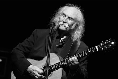 Legendarul interpret şi compozitor David Crosby a murit la vârsta de 81 de ani