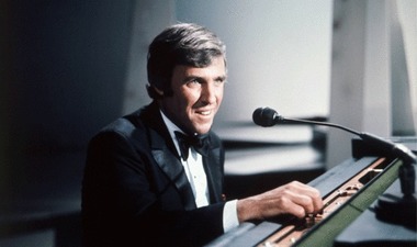 Legendarul compozitor american Burt Bacharach a murit la vârsta de 94 de ani