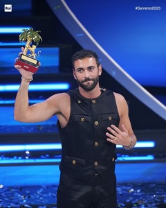 Sanremo 2023 - Marco Mengoni este câştigătorul festivalului. Artistul va reprezenta Italia la Eurovision - VIDEO