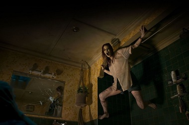"Evil Dead Rise/ Cartea morţilor: Posesie demonică" a debutat pe primul loc la box office-ul românesc de weekend