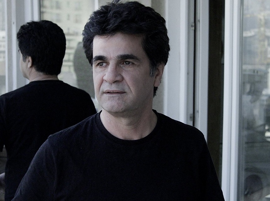 Cineastul iranian Jafar Panahi a părăsit Iranul după 14 ani de interdicţie