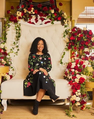 Shonda Rhimes, creatoarea universului „Bridgerton”: „Întotdeauna am fost obsedată de regina Charlotte”
