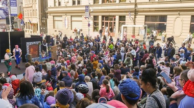 Minivacanţa de 1 Iunie, sărbătorită la „Străzi deschise” cu evenimente şi plimbări pietonale în cartierul Rahova şi pe Calea Victoriei 