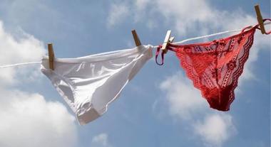 Ce este mişcarea "no-wash": Ai purta chiloţi timp de o săptămână fără să îi speli?