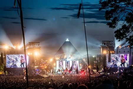 Formaţia Guns N’ Roses a cucerit Glastonbury Festival în weekend - FOTO/ VIDEO
